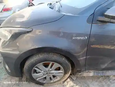 Tweedehands auto-onderdeel linker voor spatbord voor toyota yaris (xp21) hybrid style oem iam-referenties 53812k0070