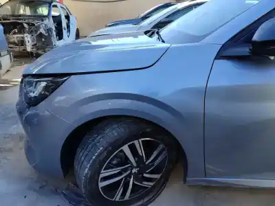 Автозапчасти б/у ЛЕВОЕ ПЕРЕДНЕЕ КРЫЛО за PEUGEOT 208 (P2)  ссылки OEM IAM 9823208480  