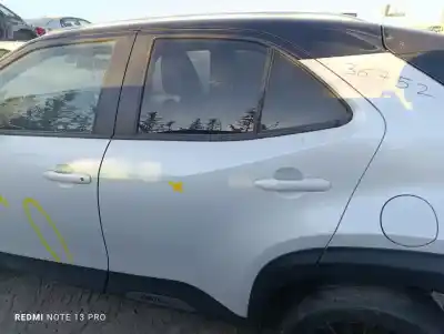 Pezzo di ricambio per auto di seconda mano PORTA POSTERIORE SINISTRA per TOYOTA YARIS CROSS (MXP_)  Riferimenti OEM IAM 67004K2020  
