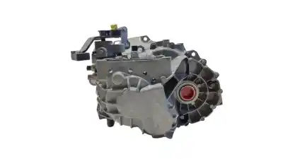 Second-hand car spare part gearbox for ssangyong tivoli crystal 4x2 oem iam references 3102035021  