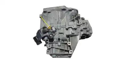 Second-hand car spare part gearbox for ssangyong tivoli crystal 4x2 oem iam references 3102035021  