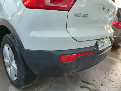 Pezzo di ricambio per auto di seconda mano PARAURTI POSTERIORE per VOLVO XC 40  Riferimenti OEM IAM 32219798  