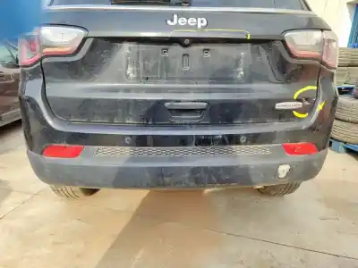 Peça sobressalente para automóvel em segunda mão para choques traseiro por jeep compass ii longitude 4x2 140 cv / 103 kw referências oem iam 735743717