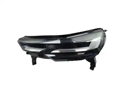 Second-hand car spare part left headlight for renault captur ii e-tech engineered oem iam references 260606466r  