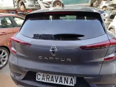 Second-hand car spare part tailgate for renault captur ii techno oem iam references 901003784r