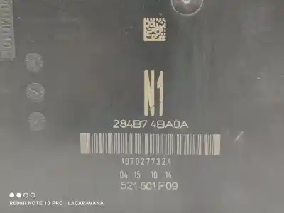 Peça sobressalente para automóvel em segunda mão CAIXA DE FUSÍVEIS E RELÉS por NISSAN QASHQAI (J11)  Referências OEM IAM 284B74BA0A  