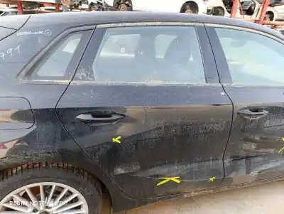 Peça sobressalente para automóvel em segunda mão porta do automóvel traseira direita por audi a3 sportback (8ya) 30 tfsi básico referências oem iam 8y4833052a
