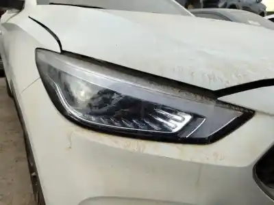 Second-hand car spare part RIGHT HEADLIGHT for MG ZS  OEM IAM references 11275386  