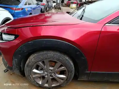 Peça sobressalente para automóvel em segunda mão GUARDA-LAMAS DIANTEIRO ESQUERDO por MAZDA CX-30  Referências OEM IAM DGY952200  