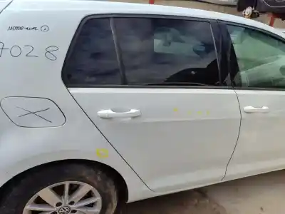Recambio de automóvil de segunda mano de PUERTA TRASERA DERECHA para VOLKSWAGEN GOLF VII LIM.  referencias OEM IAM 5G4833056AC  