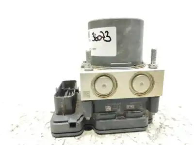 Peça sobressalente para automóvel em segunda mão abs por citroen c3 shine referências oem iam 9826051380  