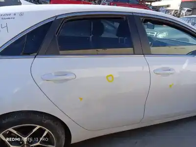 Second-hand car spare part rear right door for kia ceed drive oem iam references 77004j7000