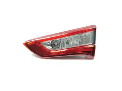 Peça sobressalente para automóvel em segunda mão farolim interior traseiro direito por toyota yaris active referências oem iam 815800d620