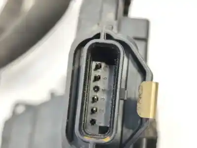 Peça sobressalente para automóvel em segunda mão fechadura da porta traseira direita por renault captur limited 118 cv / 87 kw referências oem iam 805027072r