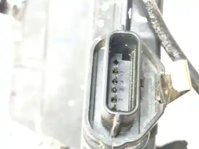 Автозапчасти б/у замок левой передней двери за renault captur limited 118 cv / 87 kw ссылки oem iam 805031332r