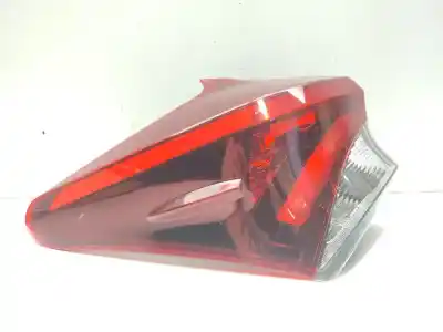 Peça sobressalente para automóvel em segunda mão farolim traseiro esquerdo por toyota auris (_e18_) 1.8 hybrid (zwe186_) referências oem iam 8156102a61