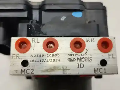 Peça sobressalente para automóvel em segunda mão abs por kia cee´d business referências oem iam 6158945200  