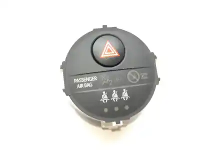 Peça sobressalente para automóvel em segunda mão interruptor 4 piscas - emergência por toyota yaris active referências oem iam 839500d100