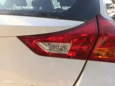 İkinci el araba yedek parçası Iç Sag Kuyruk Lambasi için TOYOTA AURIS Active OEM IAM referansları 8158102460  