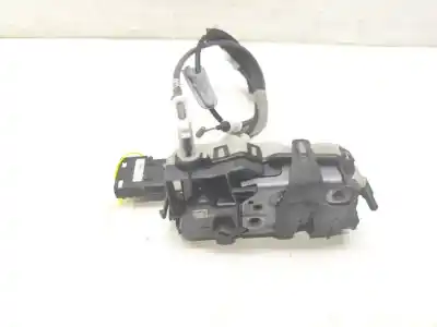 Peça sobressalente para automóvel em segunda mão fechadura da porta traseira esquerda por citroen c3 (08.2016->) 1.2 elle [1.2 ltr. - 81 kw 12v e-thp / puretech] referências oem iam 123985