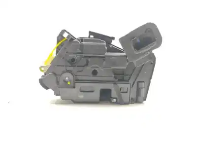 Second-hand car spare part front right door lock for skoda fabia combi active oem iam references 6v1837016a  