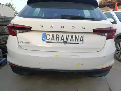 Автозапчастина б/у задній бампер для skoda fabia (pj3) ambition 95 cv / 70 kw посилання на oem iam 6ve807421  