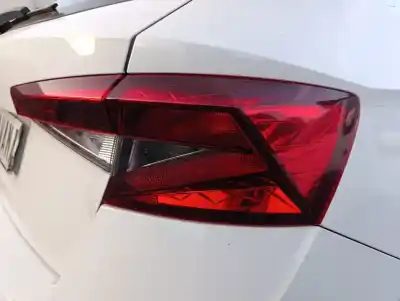 Автозапчасти б/у правый задний фонарь за skoda fabia (pj3) ambition 95 cv / 70 kw ссылки oem iam 6ve945096