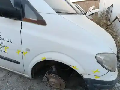Автозапчасти б/у ПЕРЕДНЕЕ ПРАВОЕ КРЫЛО за MERCEDES-BENZ VITO CAJA CERRADA 6.03 -> 109 CDI Largo (639.603) 95 CV / 70 KW ссылки OEM IAM A6396305207  