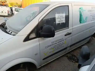 Автозапчасти б/у ЛЕВАЯ ПЕРЕДНЯЯ ДВЕРЬ за MERCEDES-BENZ VITO CAJA CERRADA 6.03 -> 109 CDI Largo (639.603) 95 CV / 70 KW ссылки OEM IAM A6397201005  