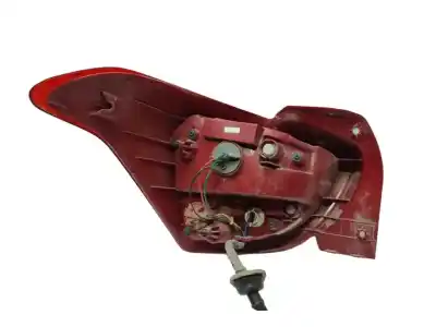 Recambio de automóvil de segunda mano de PILOTO TRASERO DERECHO para HYUNDAI I10 Black Line Plus referencias OEM IAM 92402B9000  