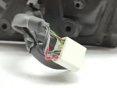 Peça sobressalente para automóvel em segunda mão espelho retrovisor direito por toyota yaris active referências oem iam 879100d580  