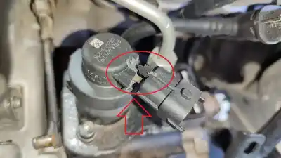 Second-hand car spare part complete engine for kia cee'd fastback (ed) 1.6 crdi 115 oem iam references d4fb  