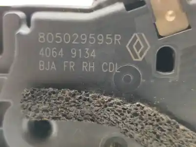 Second-hand car spare part front right door lock for renault clio v experience oem iam references 805029595r  