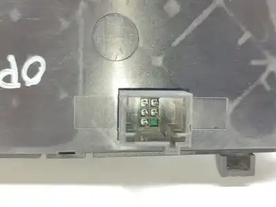 Pièce détachée automobile d'occasion commande de climatisation / chauffage pour opel combo cargo (e) select références oem iam 98340416zd  