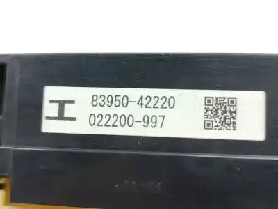 Peça sobressalente para automóvel em segunda mão INTERRUPTOR 4 PISCAS - EMERGÊNCIA por TOYOTA RAV 4 Advance Hybrid Referências OEM IAM 8395042220  