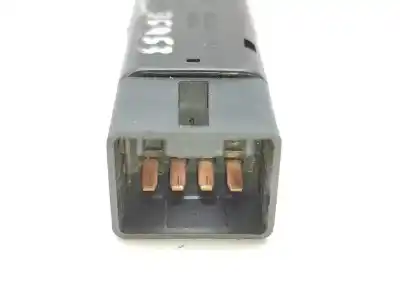 Peça sobressalente para automóvel em segunda mão TROCAR por KIA SORENTO Drive 2WD Referências OEM IAM 932402P000VA  
