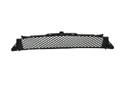 Peça sobressalente para automóvel em segunda mão GRELHA FRONTAL por MERCEDES-BENZ CLASE B (W246) B 180 CDI (246.212) 109 CV / 80 KW Referências OEM IAM A2468851122  