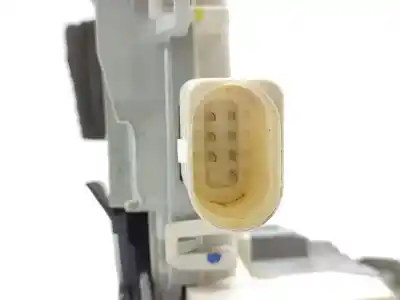 Second-hand car spare part left front door lock for audi a1 (8x) attraction oem iam references 8j1837015c  