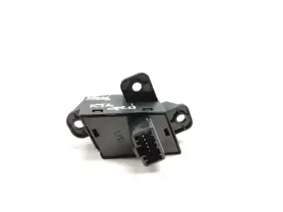 Pezzo di ricambio per auto di seconda mano interruttore per kia ceed ceed drive riferimenti oem iam 93796a2100  