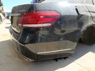 İkinci el araba yedek parçası ARKA TAMPON için MERCEDES-BENZ CLASE E (W212) LIM. E 220 BlueTEC (212.001) OEM IAM referansları A2128858325  