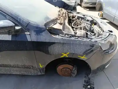 Автозапчасти б/у ПЕРЕДНЕЕ ПРАВОЕ КРЫЛО за SKODA RAPID  ссылки OEM IAM 5JA821022D  