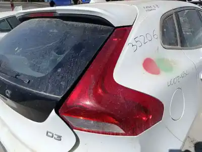 Pièce détachée automobile d'occasion feu arrière droit pour volvo v40 inscription références oem iam 31395845