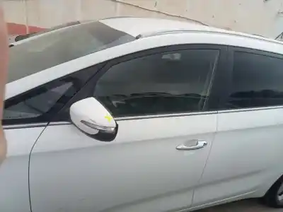 Автозапчастина б/у передні ліві двері для kia carens iv 1.7 crdi посилання на oem iam 76003a4000