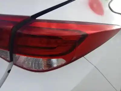Автозапчастина б/у правий ліхтар для hyundai i40 style посилання на oem iam 924023z500