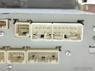 Second-hand car spare part multifunction display for toyota auris active oem iam references 8614002280  