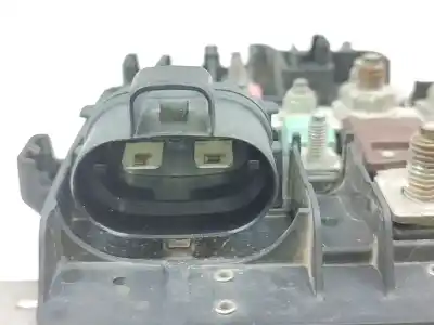 Second-hand car spare part fuse box unit for renault kangoo profesional oem iam references 241363873r  