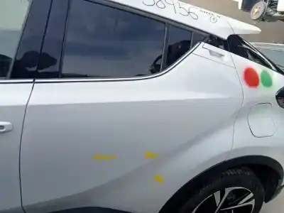 Автозапчастина б/у  для TOYOTA C-HR (X10)  Посилання на OEM IAM 67004F4010  