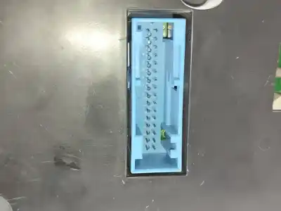 Peça sobressalente para automóvel em segunda mão quadrante por audi a1 (8x) ambition referências oem iam 8x0920930d  