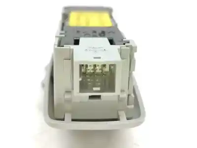 Автозапчастина б/у ВНУТРІШНЕ СВІТЛО для VOLKSWAGEN PASSAT B5.5 VARIANT (3B6)  Посилання на OEM IAM 3B0951172G  