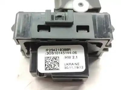 Pezzo di ricambio per auto di seconda mano comandi alzacristalli posteriore sinistro per renault captur ii intens 95 cv / 70 kw riferimenti oem iam 254218388r  